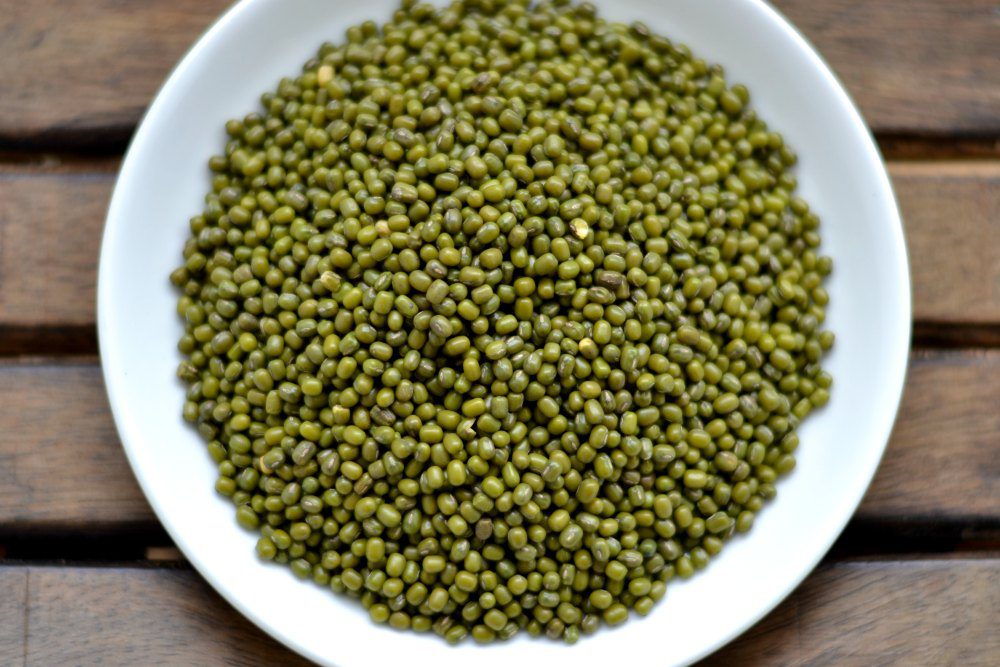 moong-dal-pachai-payaru-mung-bean