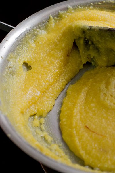 badam-halwa-step-by-step-recipe-forms-line
