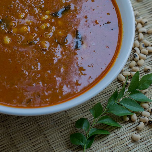 karamani-black-eyed-bean-puli-kuzhambu